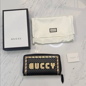 New Gucci X SEGA Calfskin GUCCY Stars Continental Wallet ( Collectible Rare)